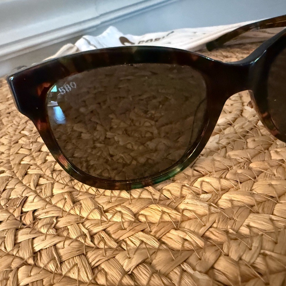 Costa Bimini Sunglasses with Case - Picture 4 of 7